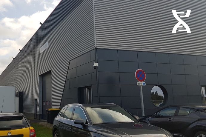 New Vogue Logistique dispose d'un entrepôt de 20 000 m2 dédié au textile.