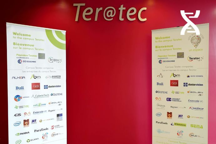 L'équipe Microtrans est basé sur le campus Teratec, au sein d'une pépinière de sociétés technologiques.