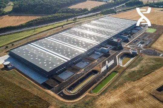 L'entrepôt de CMP a été construit dans le respect des normes environnementales.