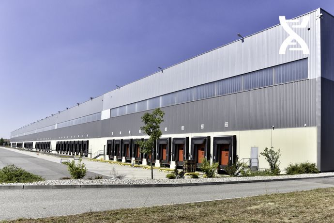 Denjean Logistique exploite plus de 135 000 m2 d'entrepôts dans la région du Grand Sud Ouest. Denjean Logistique exploite plus de 135 000 m2 d'entrepôts dans la région du Grand Sud Ouest.